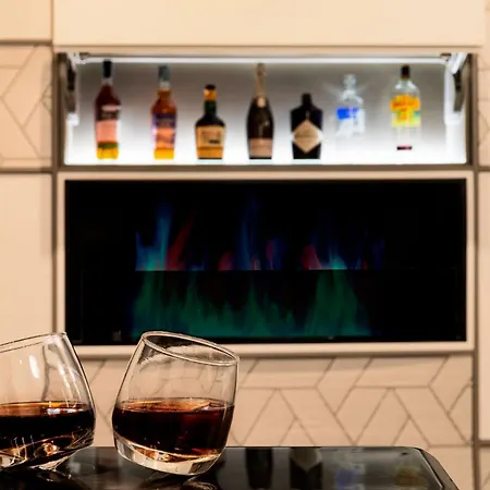 Amadomus Luxury Hotel