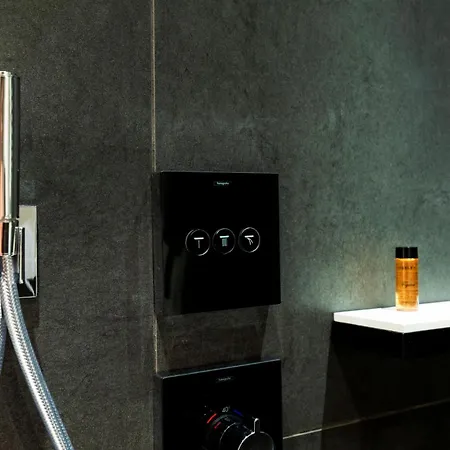 Amadomus Luxury 3*
