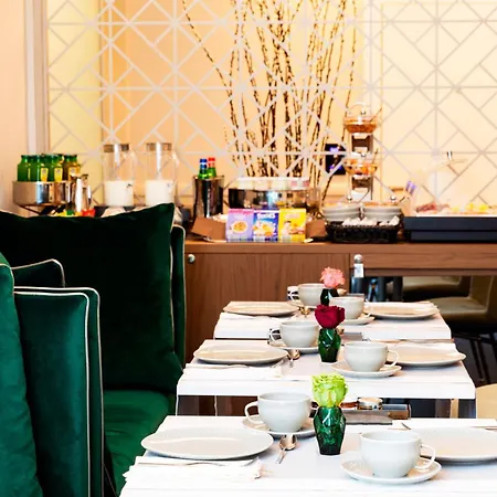 Amadomus Luxury Hotel