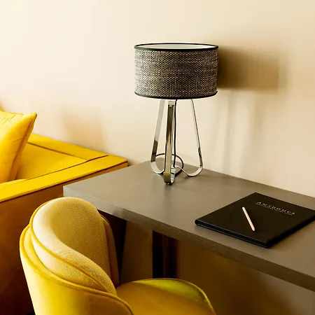 Amadomus Luxury Hotel Neapol