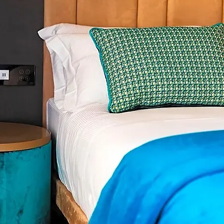 Amadomus Luxury Hotel Neapel