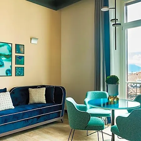 Amadomus Luxury 3*