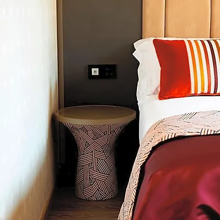 Amadomus Luxury Hotel