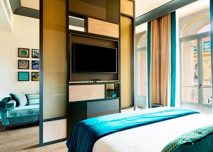 Amadomus Luxury