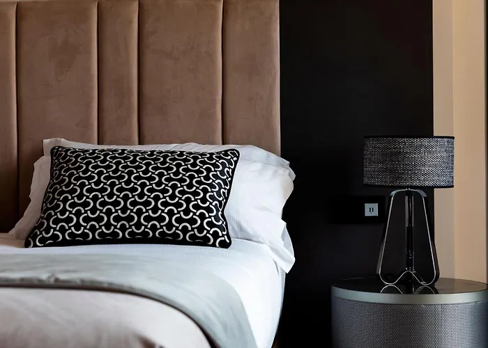Amadomus Luxury Szálloda 3*