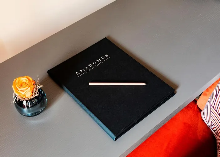 Amadomus Luxury 3* Nápoly