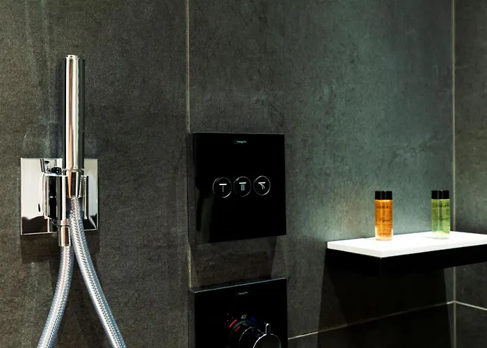Amadomus Luxury 3*