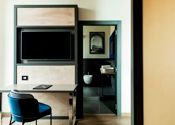 Amadomus Luxury Ξενοδοχείο 3*