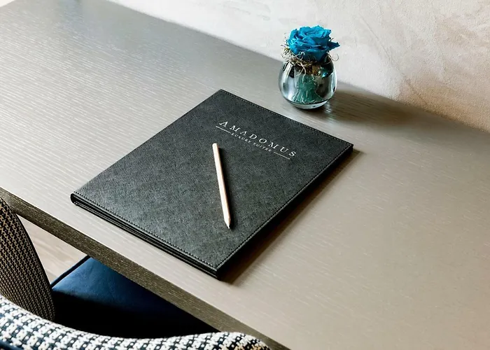 Ξενοδοχείο Amadomus Luxury Νάπολη