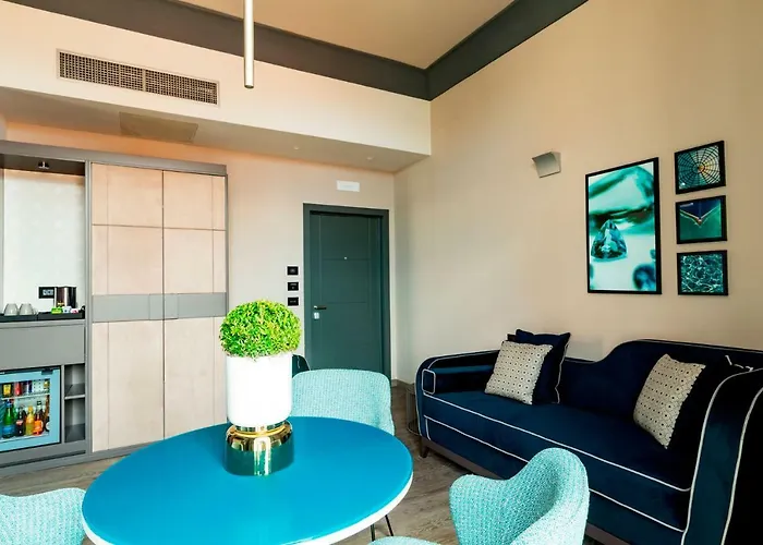 Ξενοδοχείο Amadomus Luxury