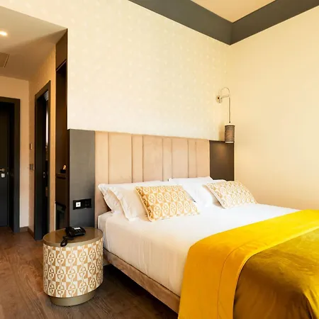 Amadomus Luxury Hotel