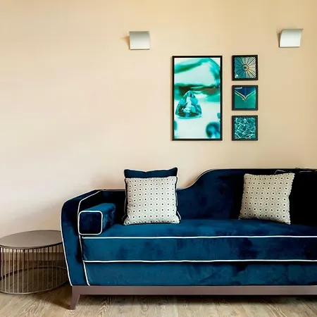 Hotel Amadomus Luxury Neapol