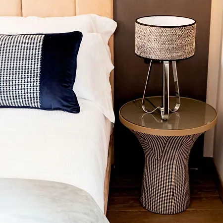 Amadomus Luxury Hotel