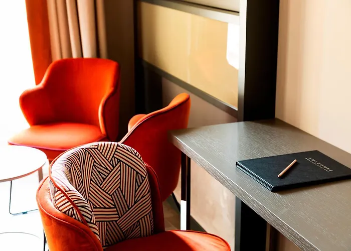 Amadomus Luxury Hotel Napoli